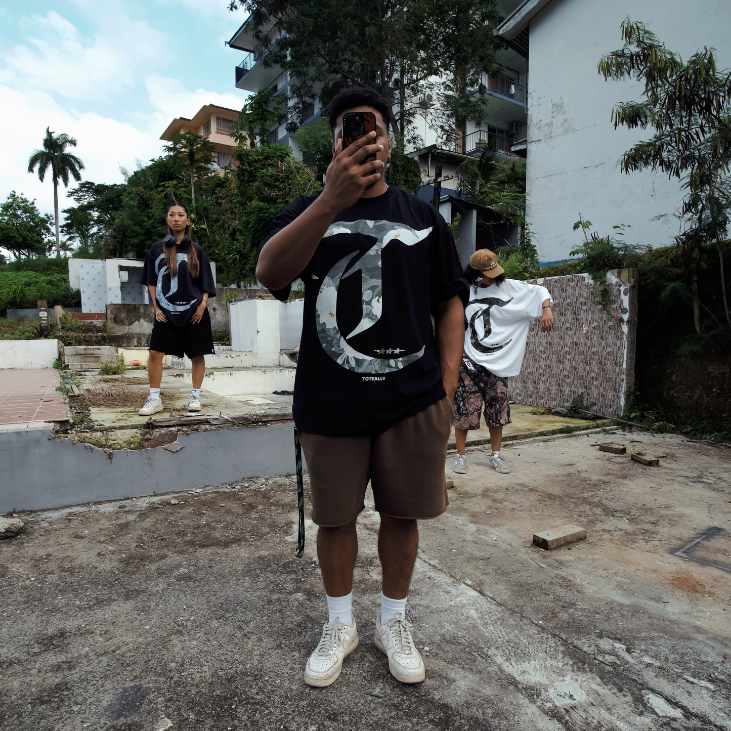 T for Toteally | Flower Camo