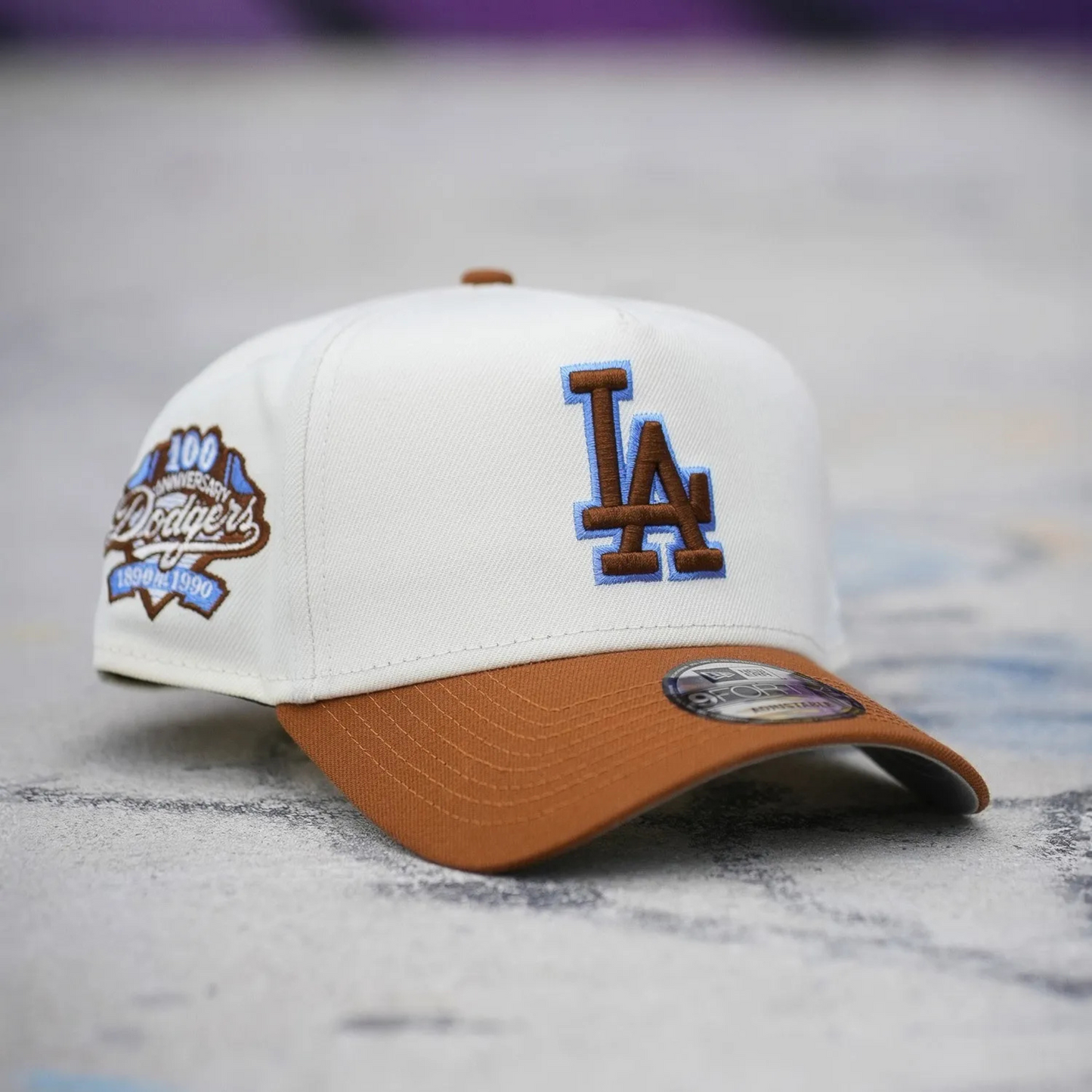 LA White and Orange