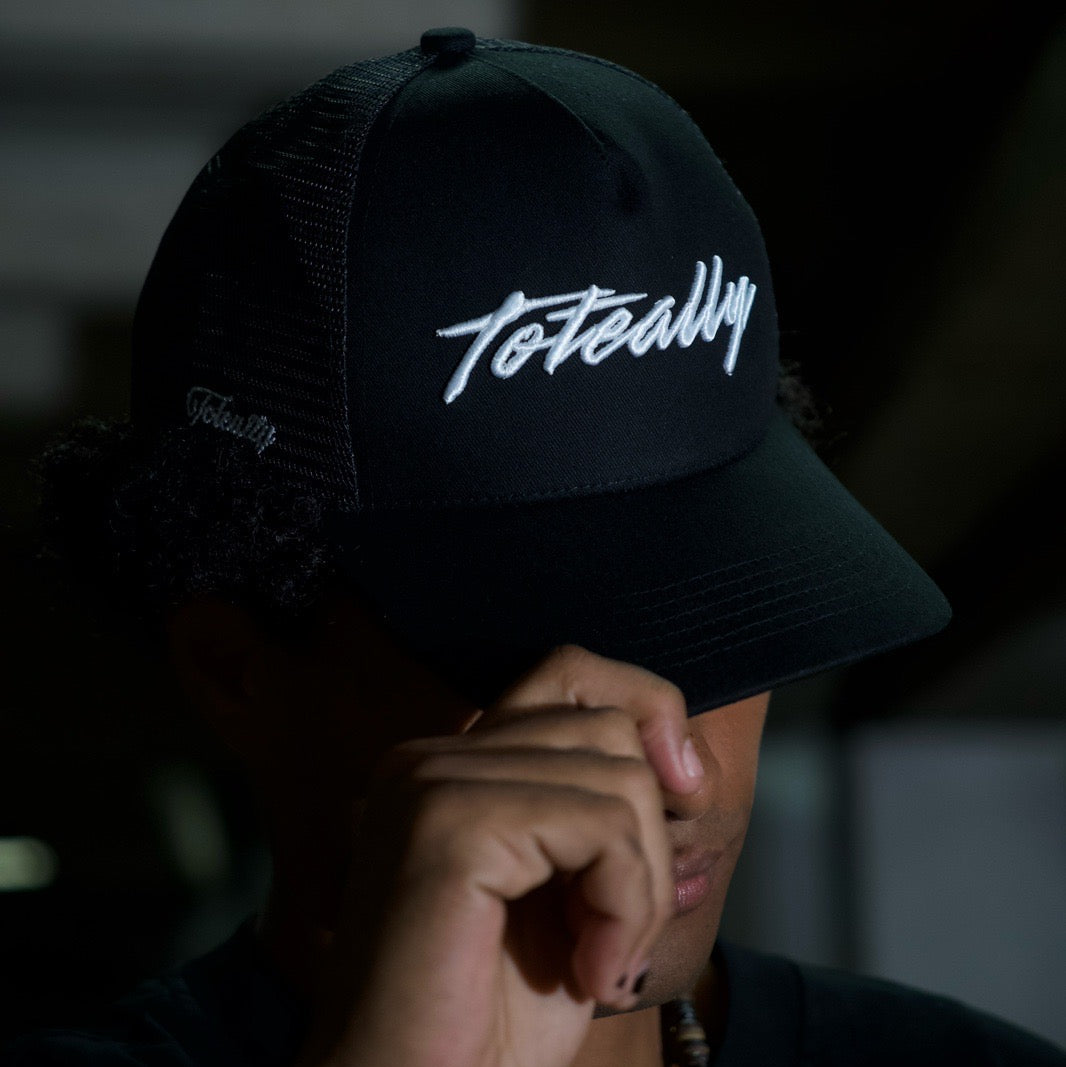 THE TOTEALLY TRUCKER