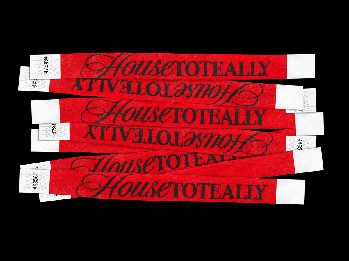 HOUSE TOTEALLY